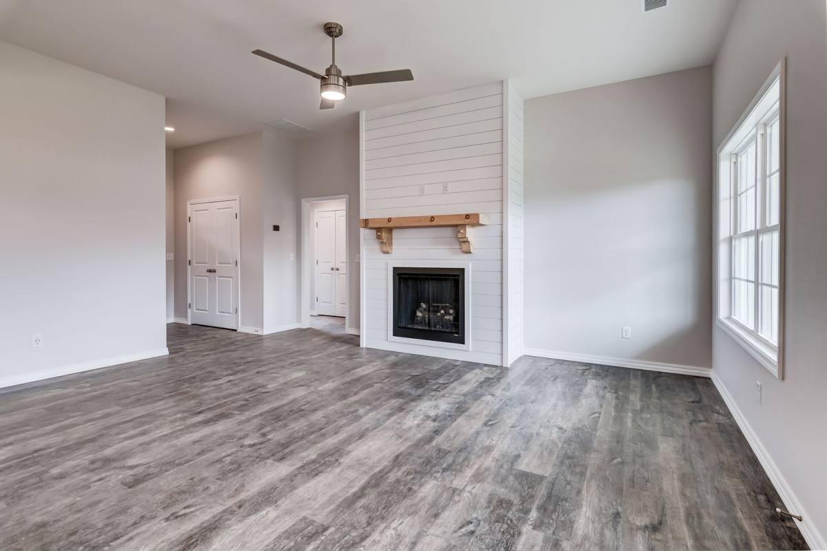 House for rent at 930 S Pindall Lane, Nixa, MO 65714
