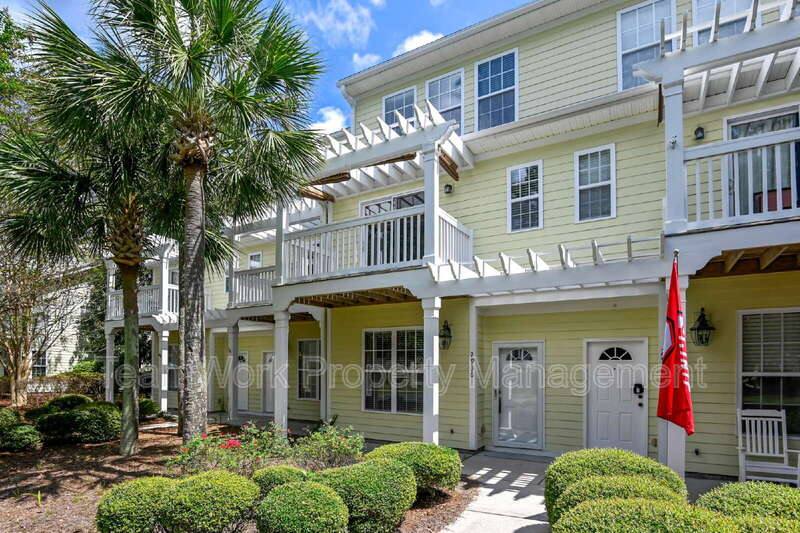 Townhouse for rent at 2936 Sugarberry Lane, Johns Island, SC 29455