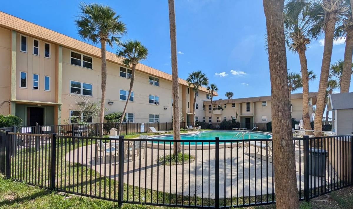 Apartment for rent at 222 16th Ave N, Jacksonville Beach, FL 32250