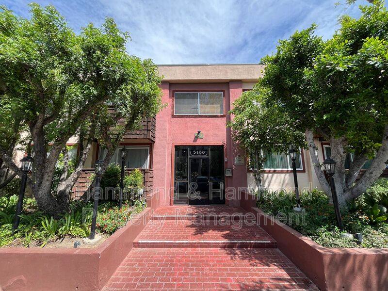 Condo for rent at 5400 Newcastle Ave #43, Encino, CA 91316