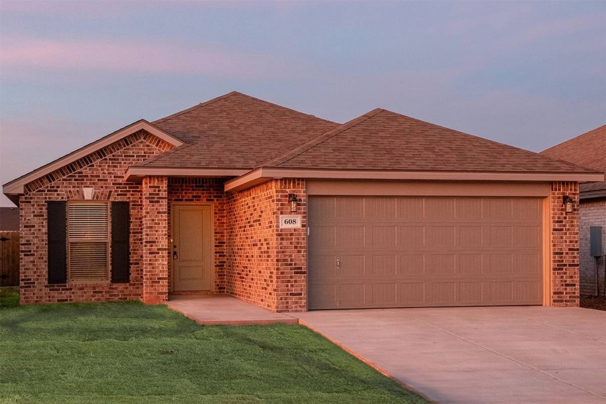 House for rent at 1608 132nd St, Lubbock, TX 79423