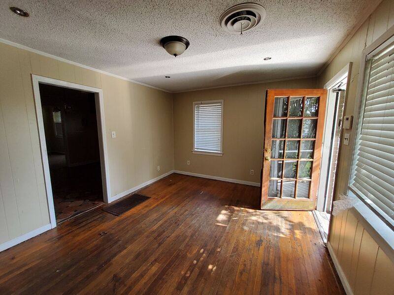 House for rent at 300 Eastview St, Memphis, TN 38112