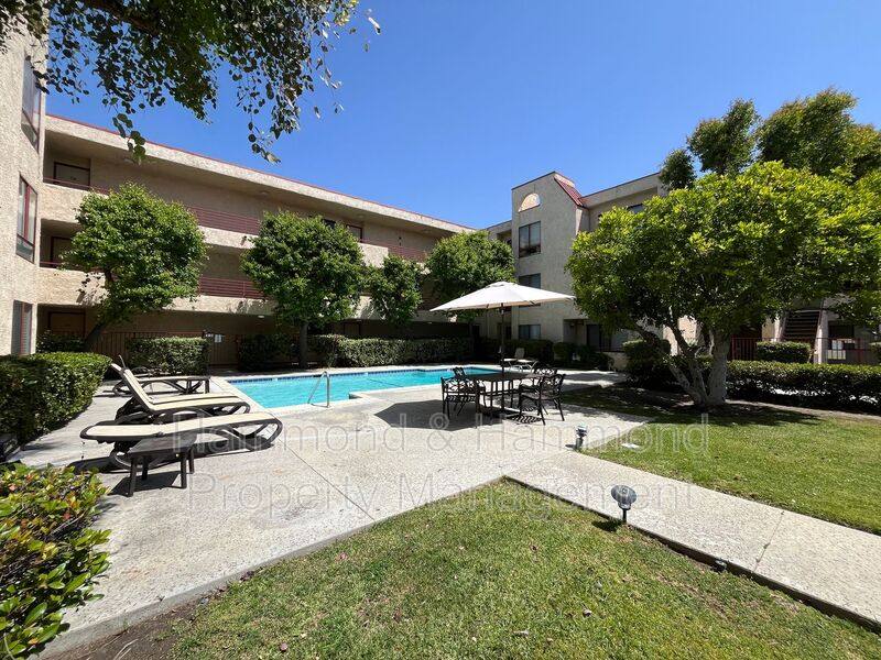 Condo for rent at 6825 Alabama Ave #310, Canoga Park, CA 91303