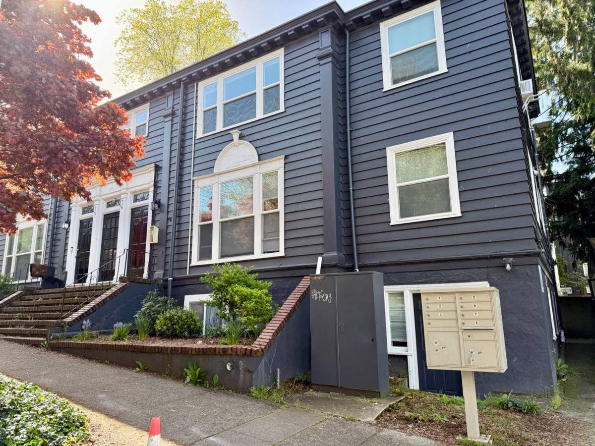 Apartment for rent at 1417 NE 55th St, Seattle, WA 98105