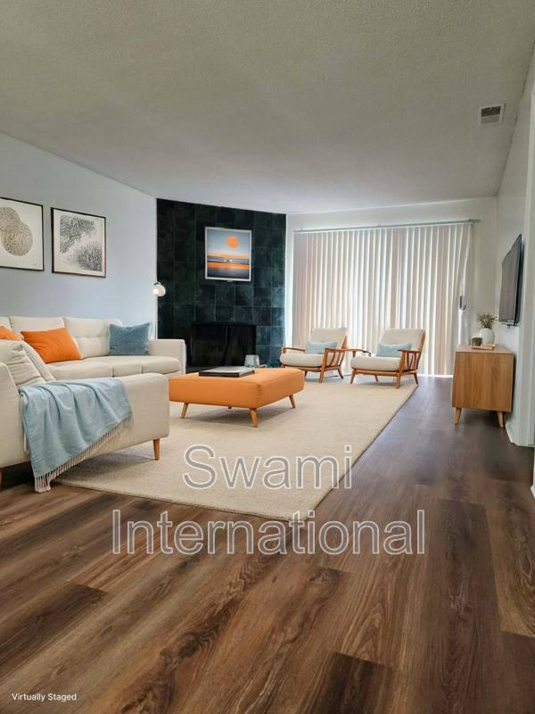 Apartment for rent at 1600 W Broadway #17A, Anaheim, CA 92802