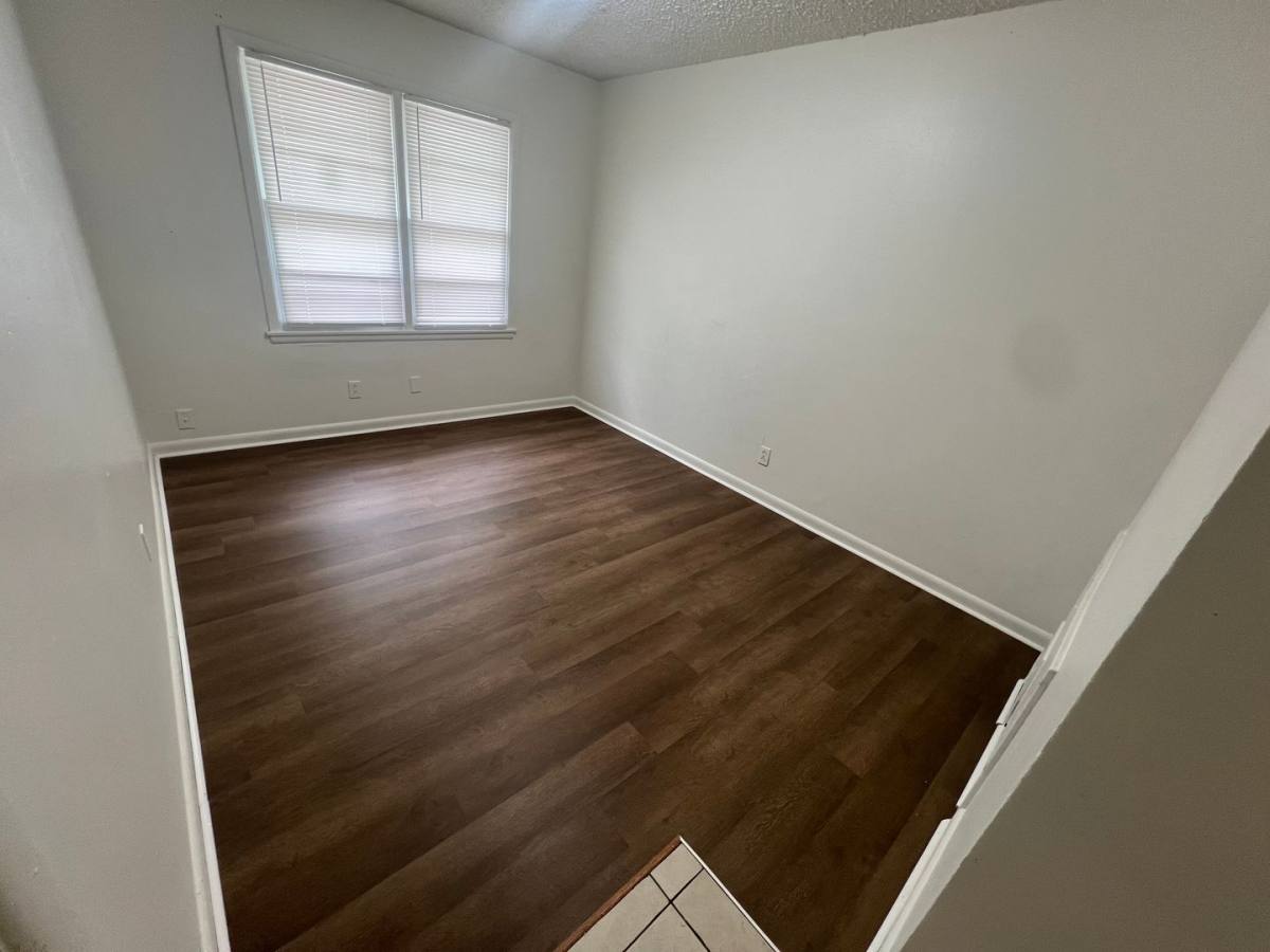 Townhouse for rent at 4309 E Linwood Blvd, Kansas City, MO 64128
