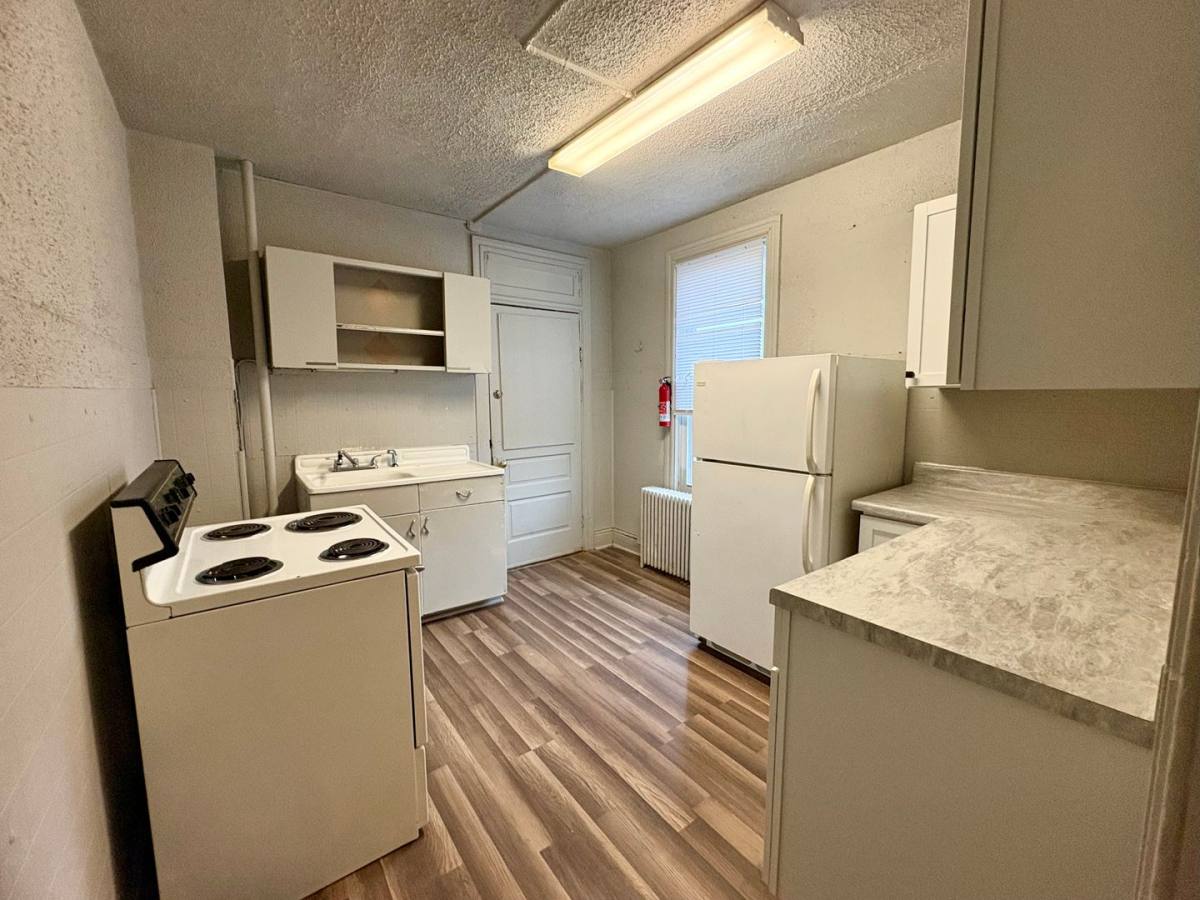 Apartment for rent at 959 E Philadelphia St, York, PA 17403
