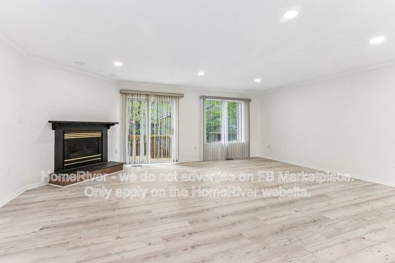 Townhouse for rent at 1 Picaron Place, South Amboy, NJ 08879