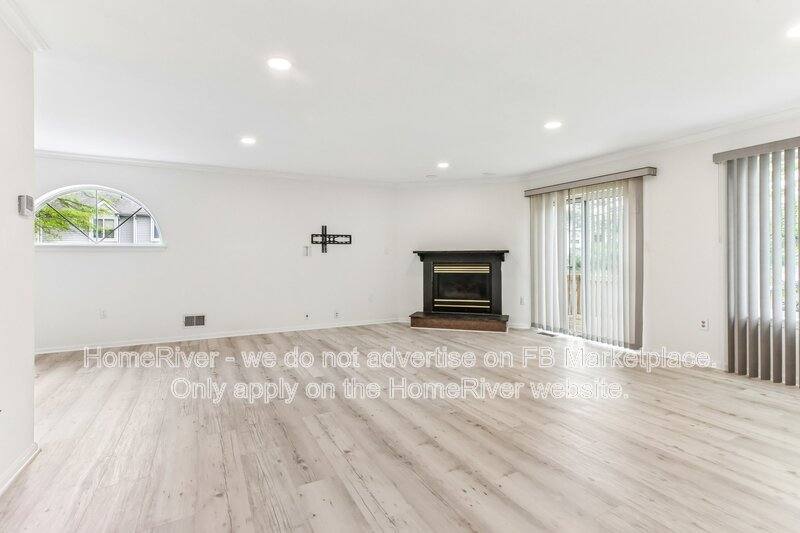 Townhouse for rent at 1 Picaron Place, South Amboy, NJ 08879
