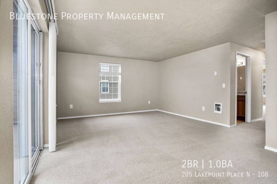 Apartment for rent at 205 Lakepoint Place N, Salem, OR 97303