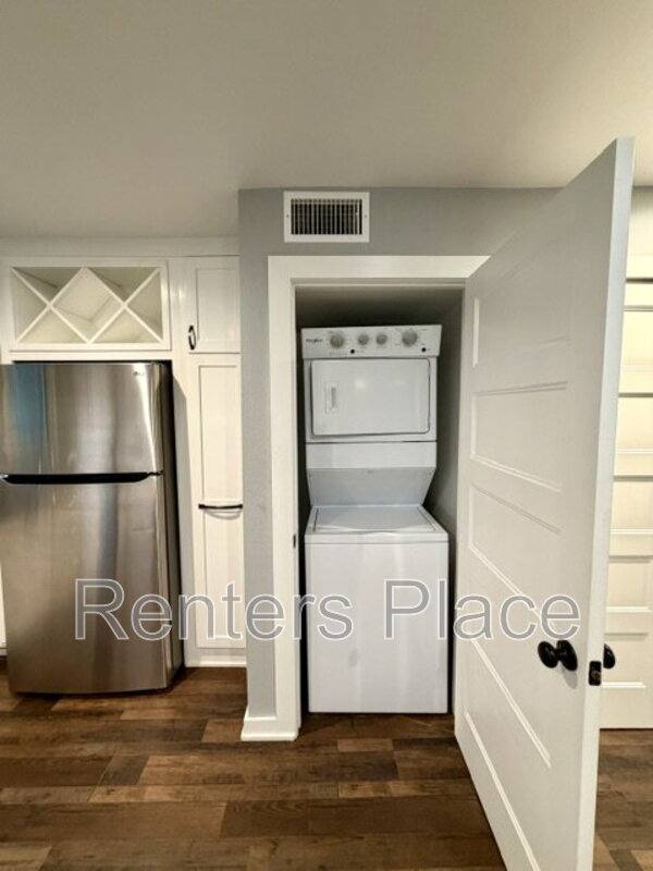 House for rent at 415 S Victor Ave #1, Tulsa, OK 74104