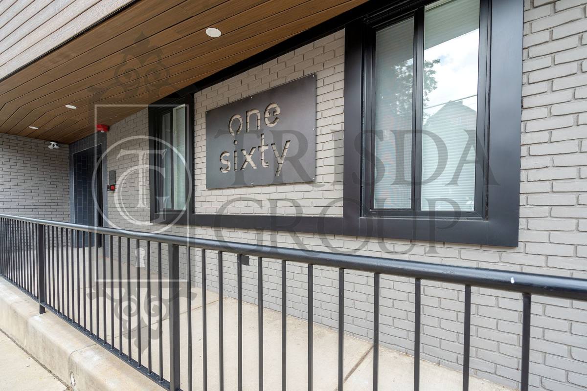 Apartment for rent at 160 Southern Ave #4, Pittsburgh, PA 15211