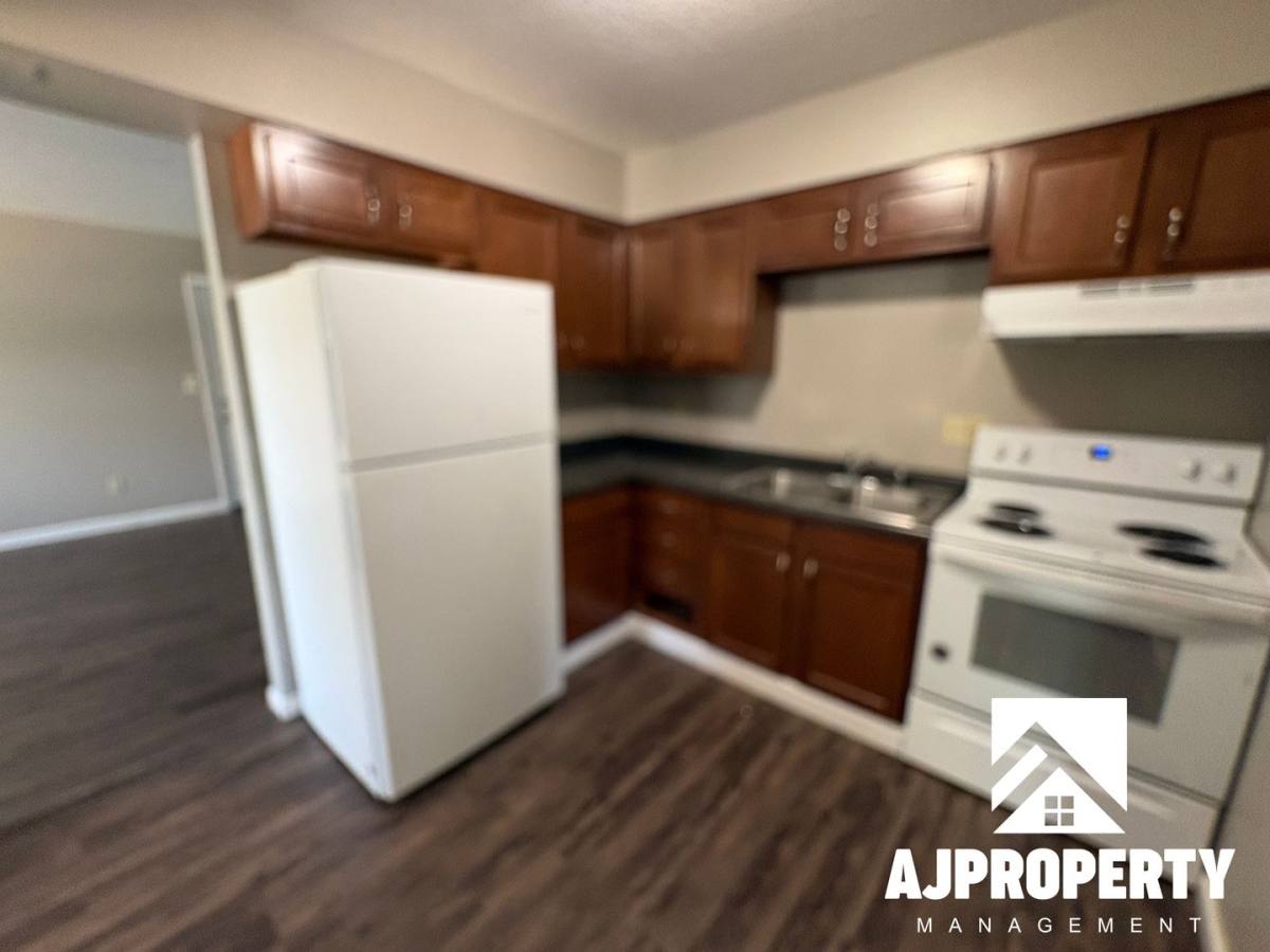 Apartment for rent at 3309 S Elmwood Ave, Sioux Falls, SD 57105