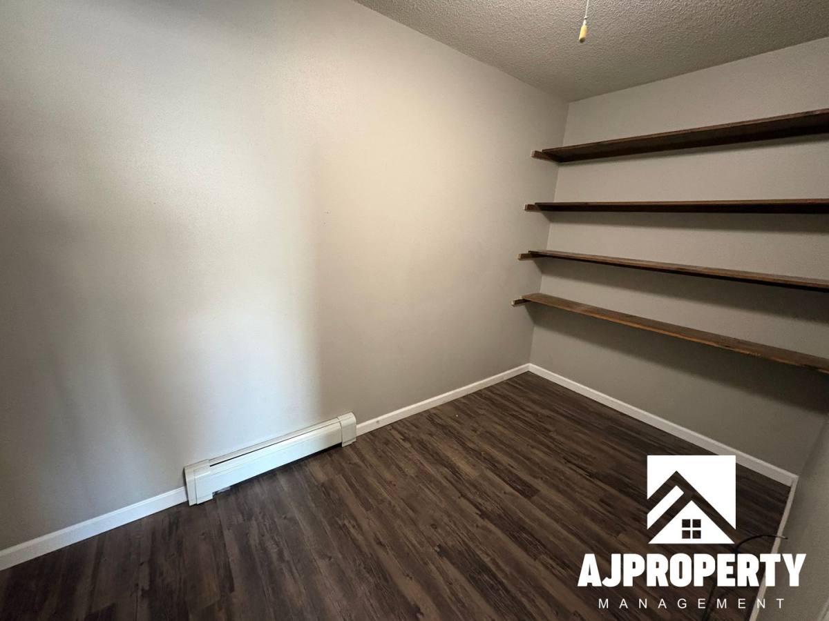 Apartment for rent at 3309 S Elmwood Ave, Sioux Falls, SD 57105