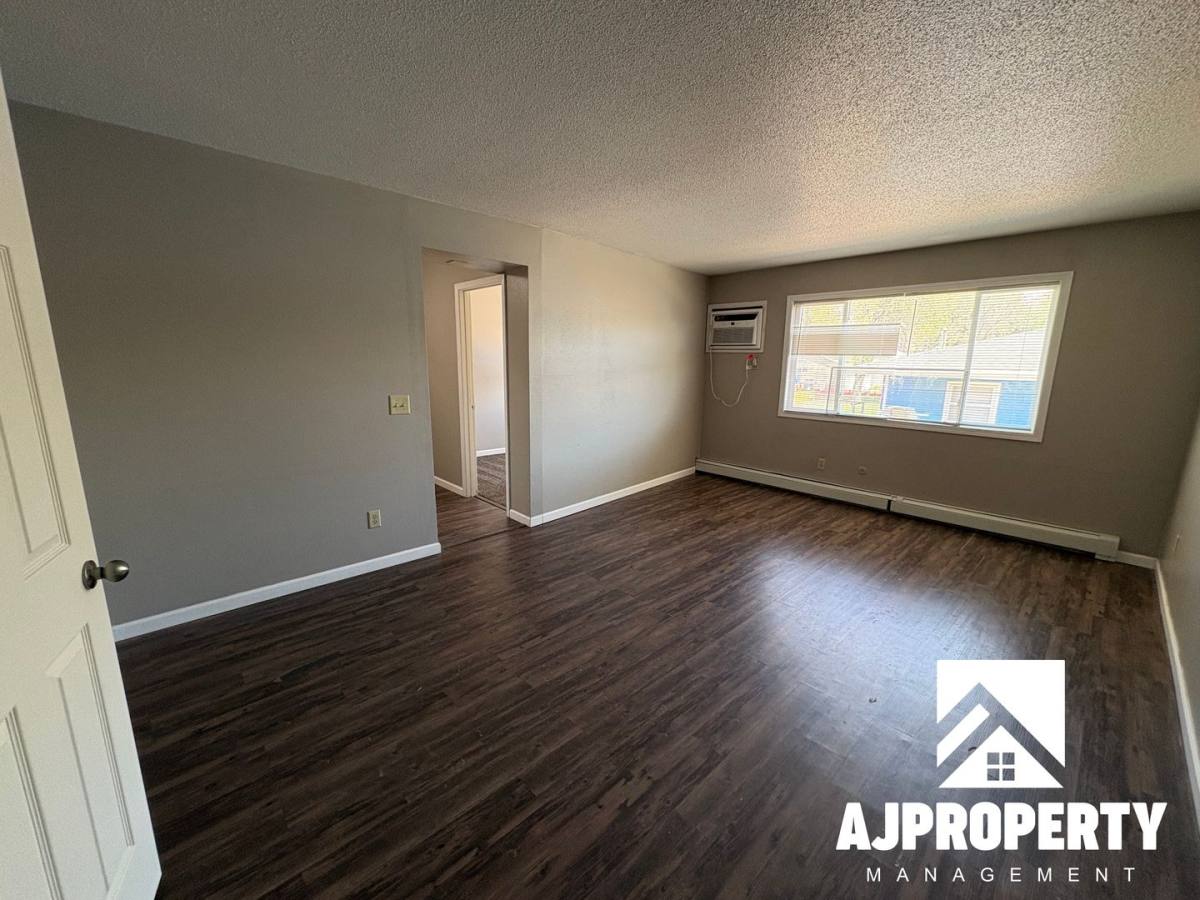 Apartment for rent at 3309 S Elmwood Ave, Sioux Falls, SD 57105