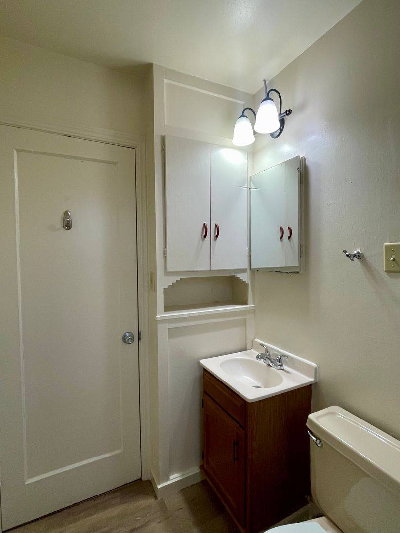 Apartment for rent at 1538 W St, Redding, CA 96001