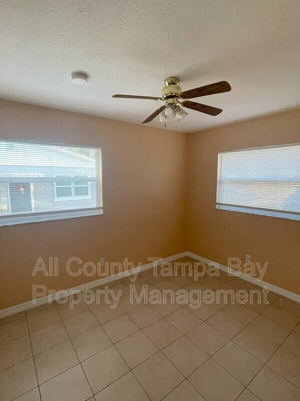 Apartment for rent at 5410 4th St N #B, Zephyrhills, FL 33542