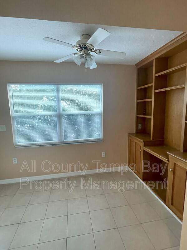 Apartment for rent at 5410 4th St N #B, Zephyrhills, FL 33542