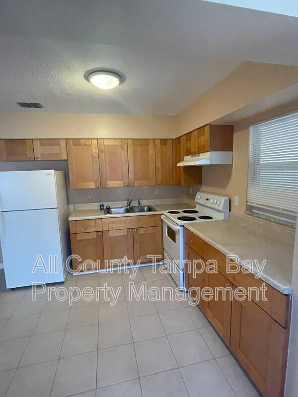 Apartment for rent at 5410 4th St N #B, Zephyrhills, FL 33542