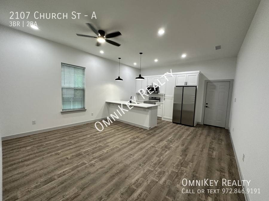 Apartment for rent at 2107 Church St, Greenville, TX 75401