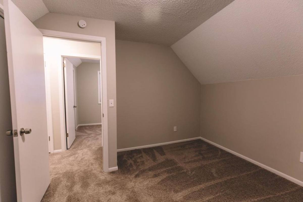 House for rent at 1991 Florence St, Saint Paul, MN 55110