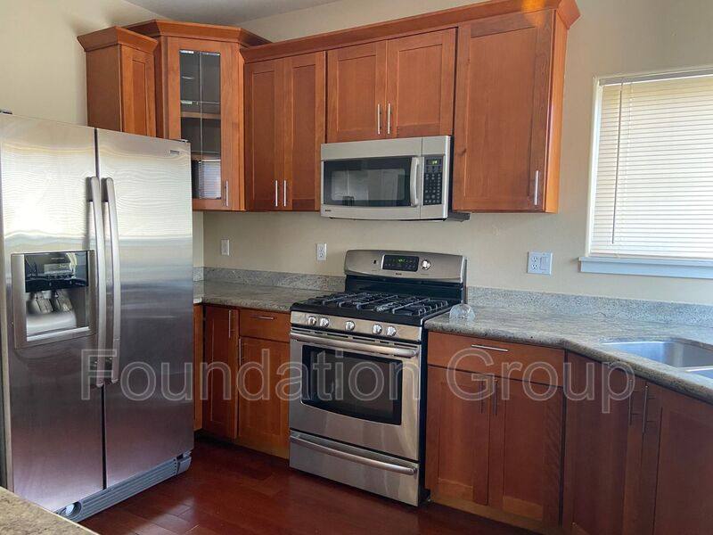 Apartment for rent at 150 S 152nd St #B, Seattle, WA 98148