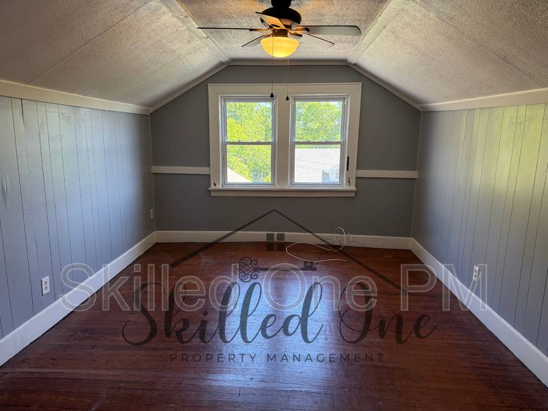 Apartment for rent at 205 Church St #5, Elkin, NC 28621