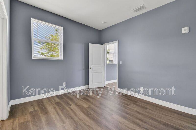 Apartment for rent at 1401 Division Ave #206, West Palm Beach, FL 33401