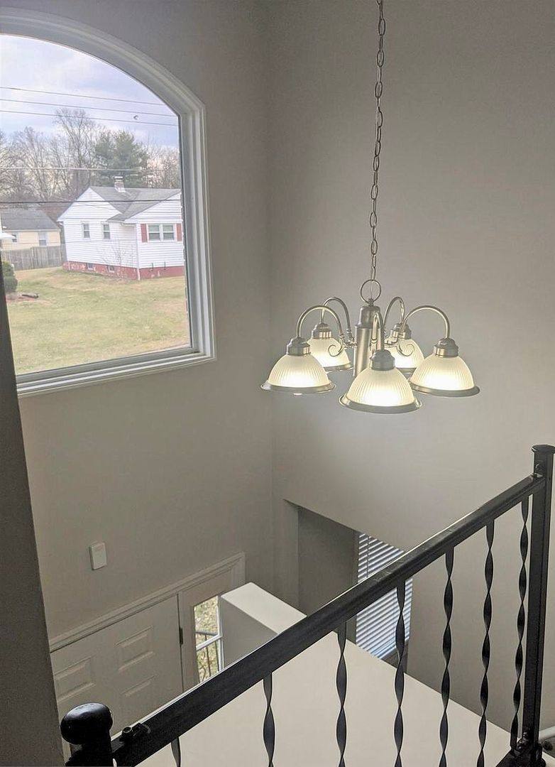 Apartment for rent at 254 Upland Ave, Trenton, NJ 08638
