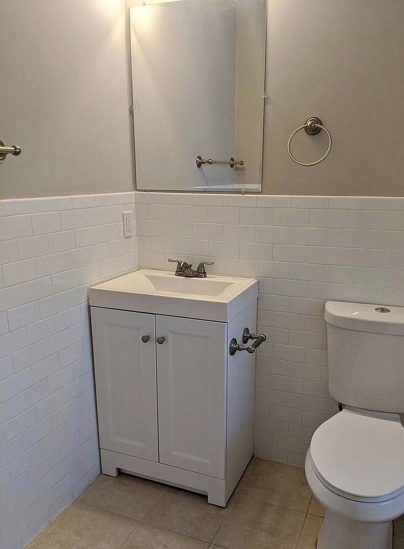 Apartment for rent at 254 Upland Ave, Trenton, NJ 08638