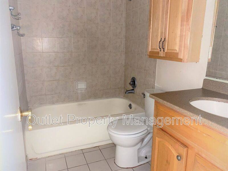 House for rent at 14122 Newcomb Ave, Orlando, FL 32826
