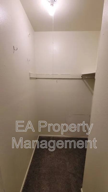 Apartment for rent at 332 Grove St SE #3, Albuquerque, NM 87108