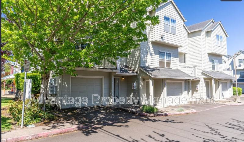 Townhouse for rent at 2839 SW Western Blvd #105, Corvallis, OR 97333