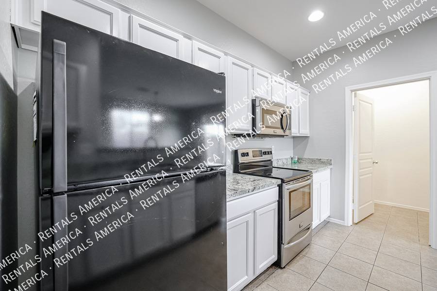 House for rent at 7012 W Alta Vista Rd, Laveen, AZ 85339
