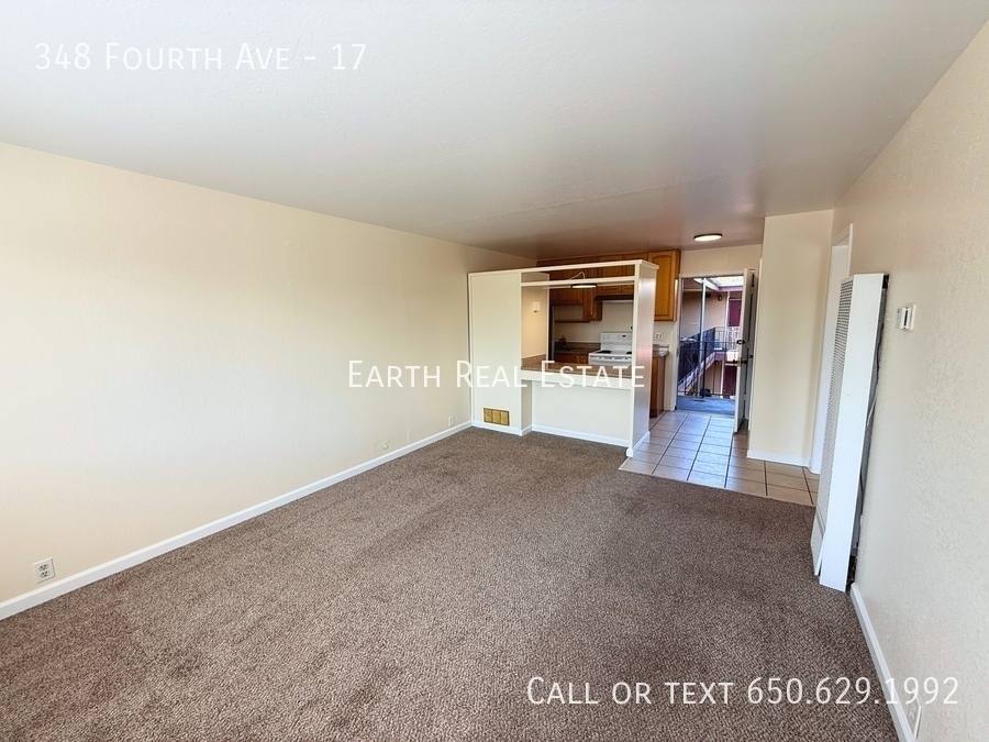 Apartment for rent at 348 Fourth Ave #17, Redwood City, CA 94063