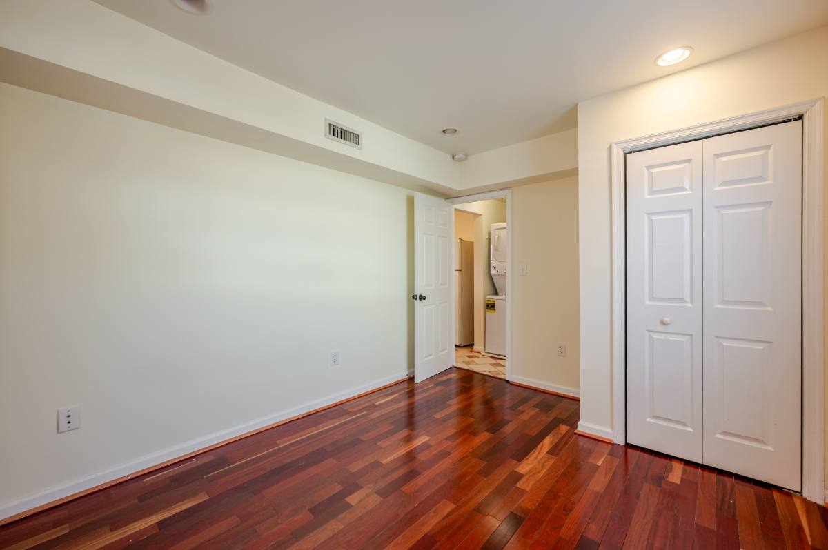 Apartment for rent at 1869 Kendall St NE #1, Washington, DC 20002