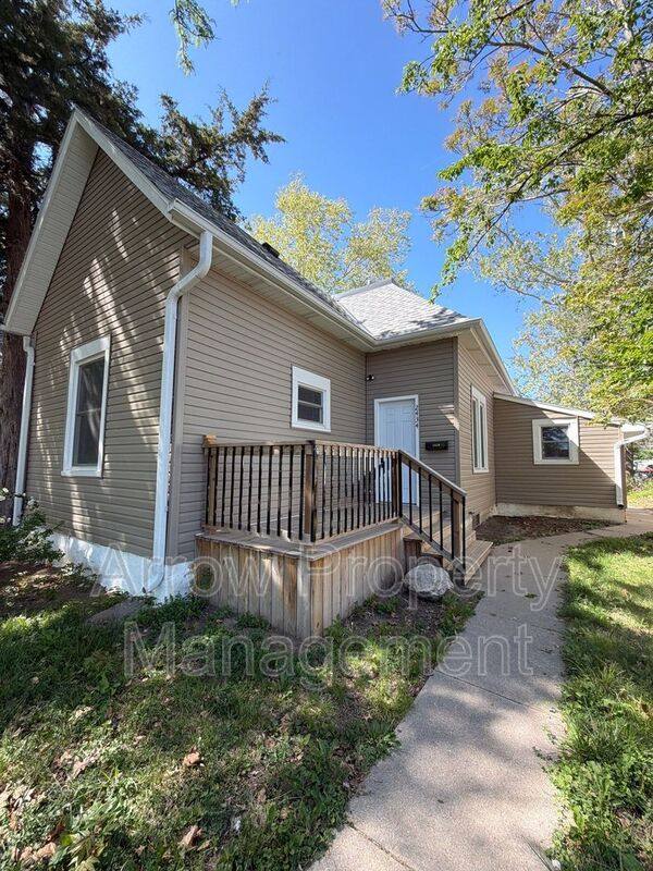 House for rent at 2434 W, Lincoln, NE 68503