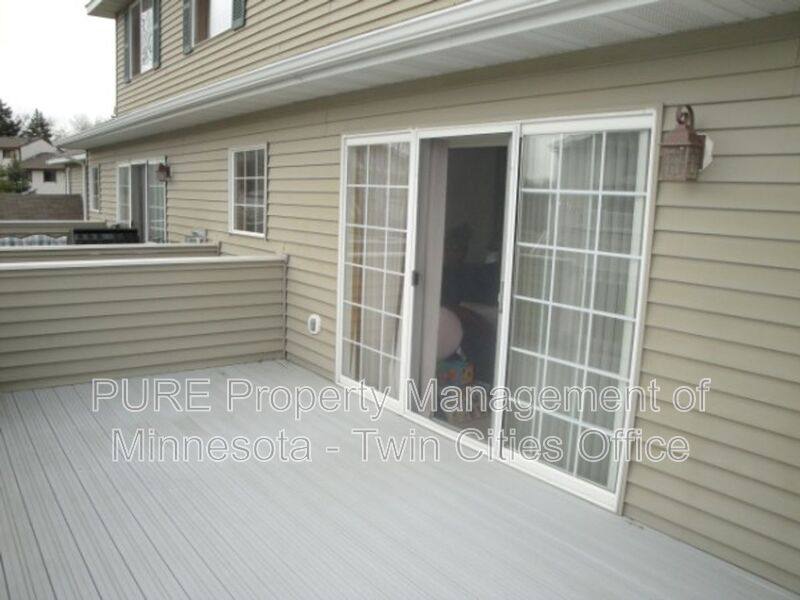 Townhouse for rent at 4985 Grenwich Ave N, Saint Paul, MN 55128