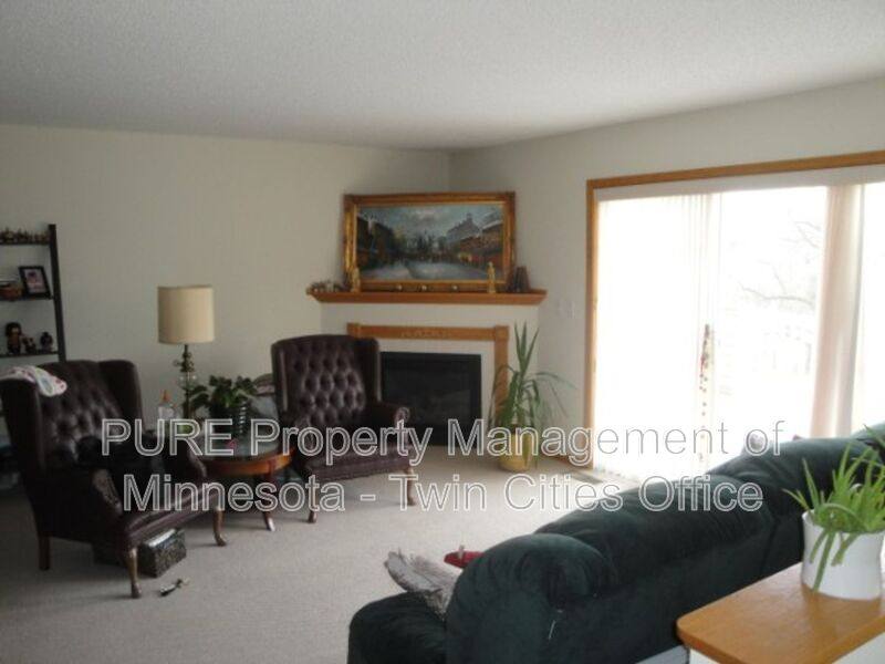 Townhouse for rent at 4985 Grenwich Ave N, Saint Paul, MN 55128