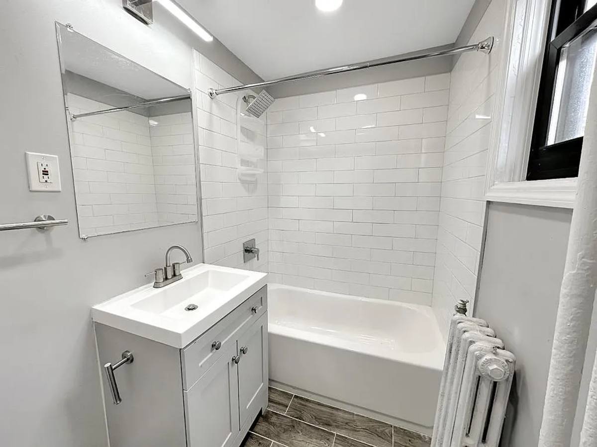 Apartment for rent at 1115 White Horse Pike, Oaklyn, NJ 08107