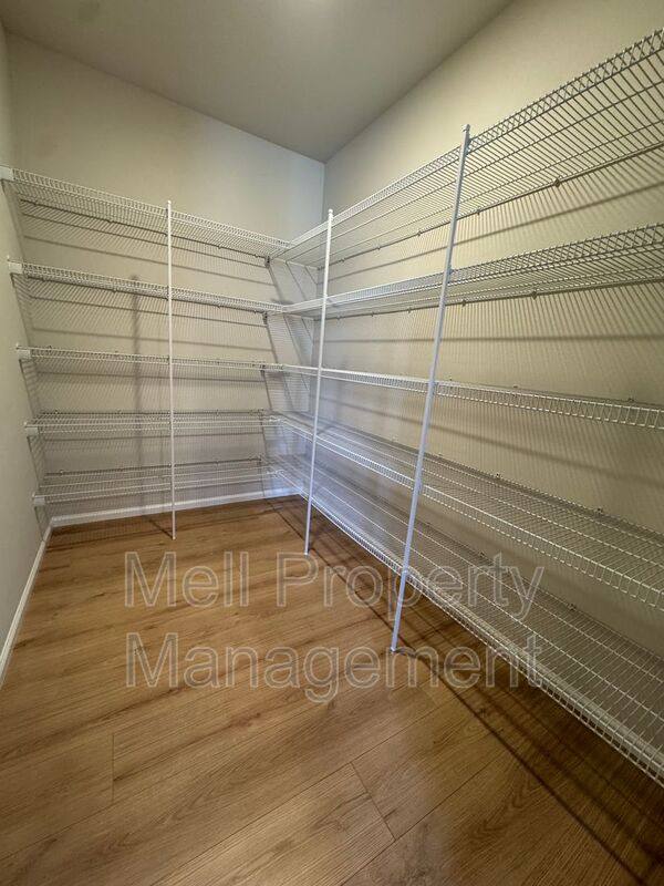 House for rent at 170 NE Belfair Station Dr, Belfair, WA 98528
