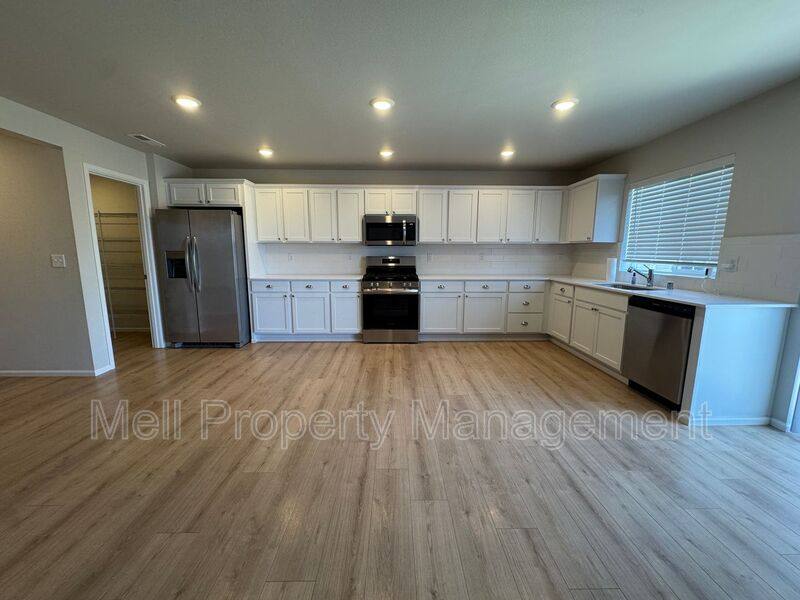 House for rent at 170 NE Belfair Station Dr, Belfair, WA 98528