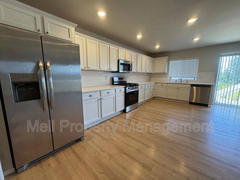 House for rent at 170 NE Belfair Station Dr, Belfair, WA 98528