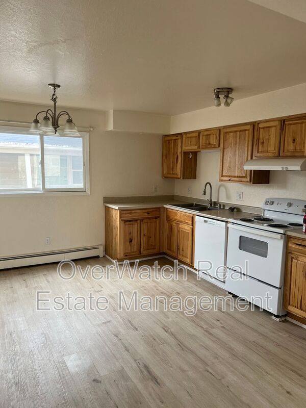 Apartment for rent at 827 E 11th Ave #4, Anchorage, AK 99501