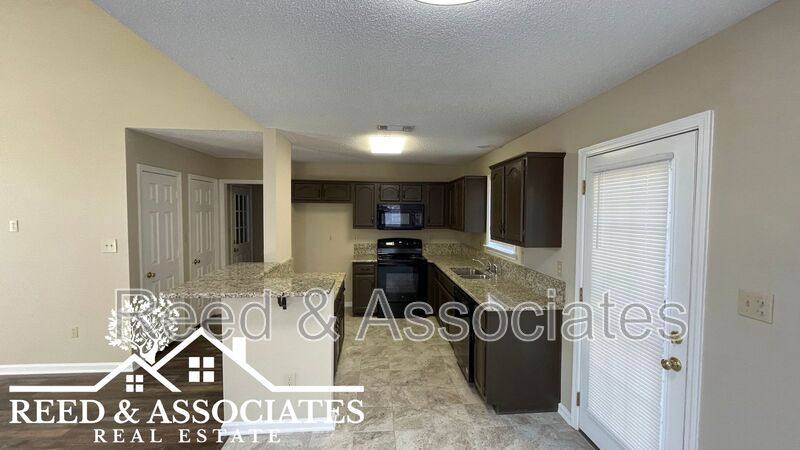 House for rent at 5632 Pecan Trace Dr, Memphis, TN 38135