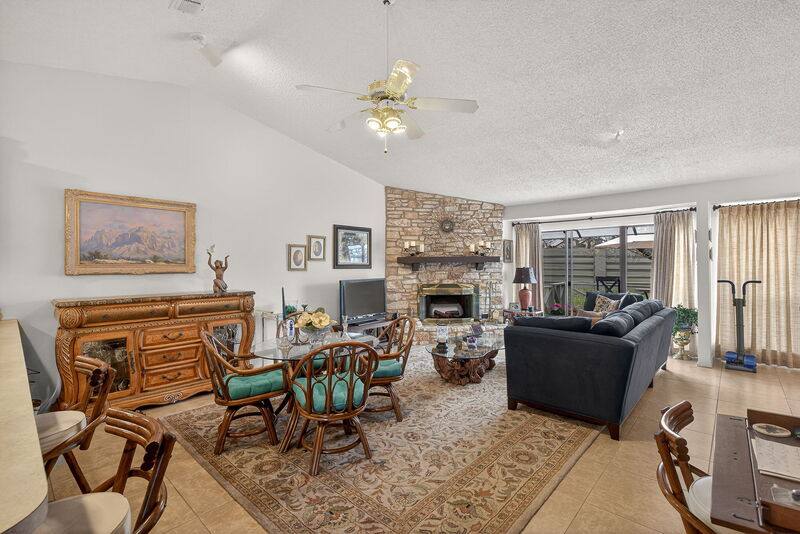 Townhouse for rent at 104 Big Spur S #7, Horseshoe Bay, TX 78657
