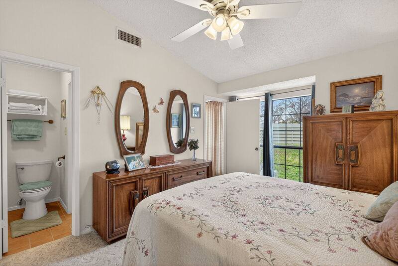Townhouse for rent at 104 Big Spur S #7, Horseshoe Bay, TX 78657