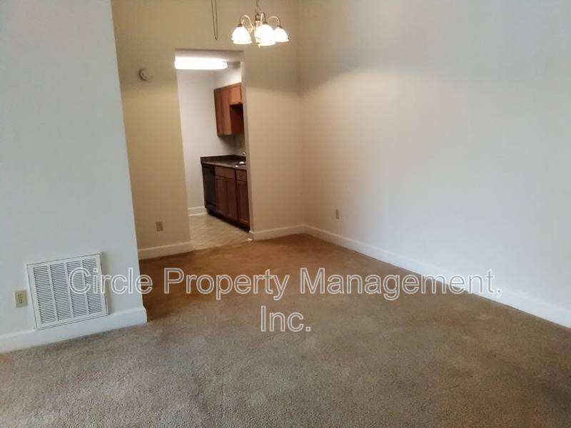 Apartment for rent at 2021 Highridge Dr SW #16D, Huntsville, AL 35802