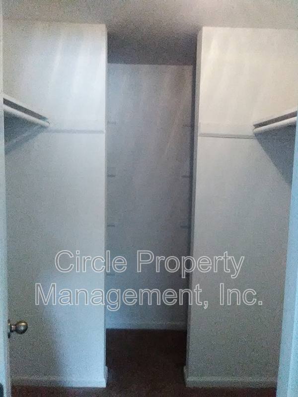 Apartment for rent at 2021 Highridge Dr SW #16D, Huntsville, AL 35802