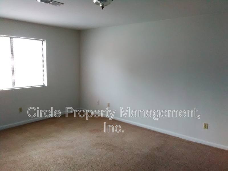 Apartment for rent at 2021 Highridge Dr SW #16D, Huntsville, AL 35802